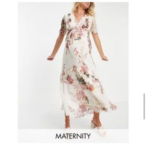 Beautiful maternity maxi dress